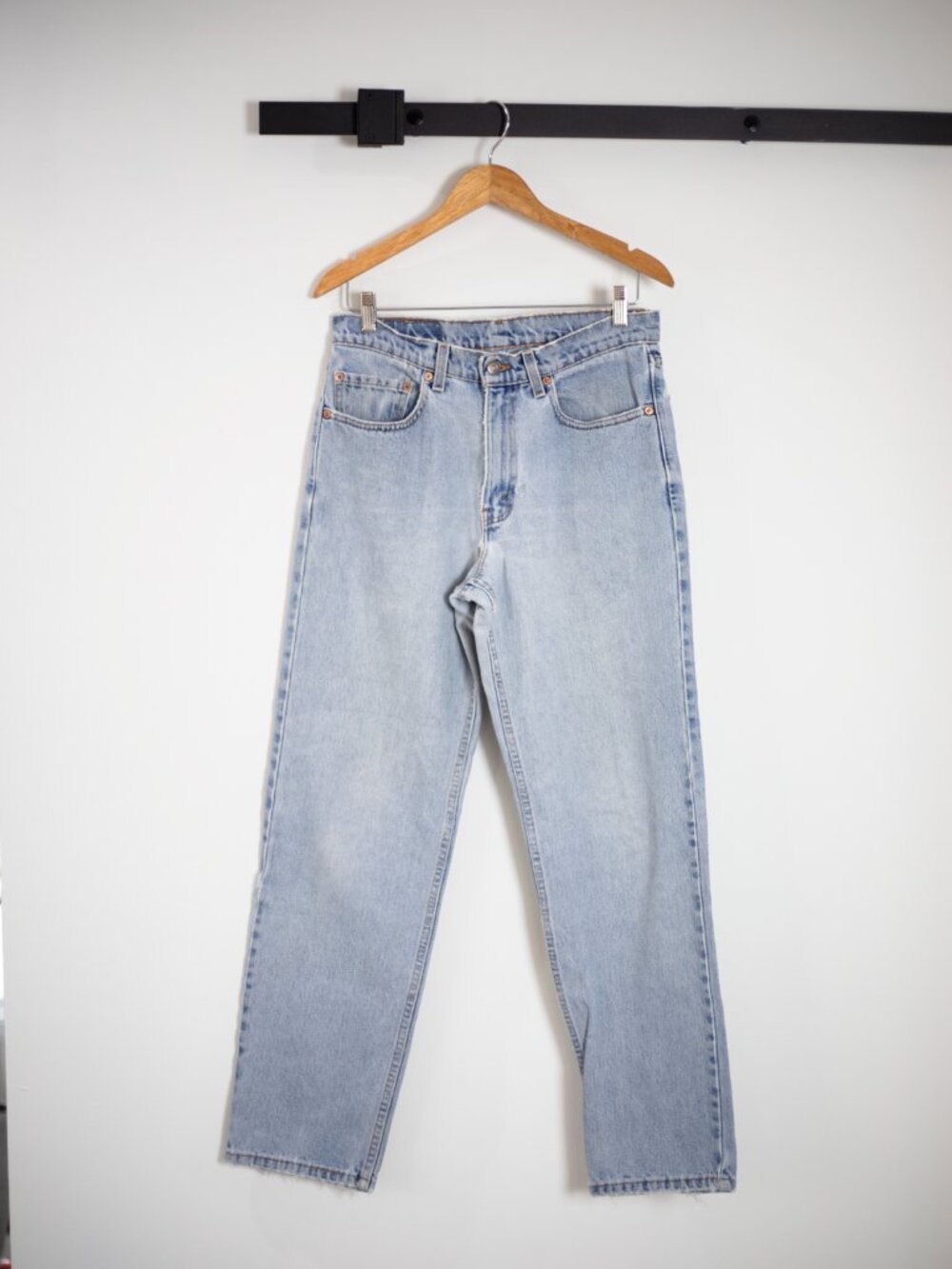 Vintage Levi's 550 Relaxed Fit Tapered Leg | 32x32 | Made in USA